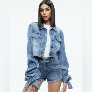 Alice + Olivia Tiff Denim Jacket in Sullivan Vintage Blue S- NWT